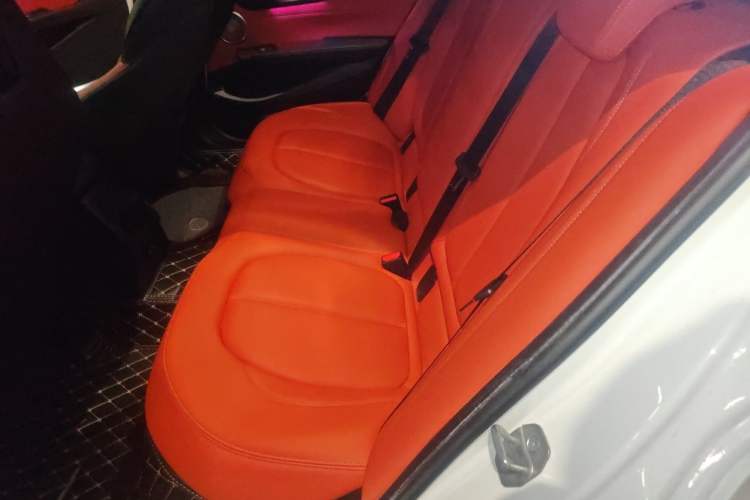 Used BMW 1 Series 2021 Restyled 125i M Sport Night Edition Interior 4