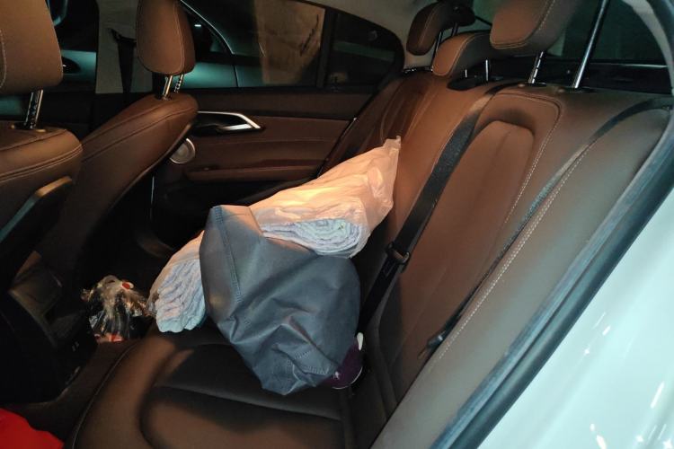 Used BMW 1 Series 2021 Revised 120i M Sport Night Edition Interior 4