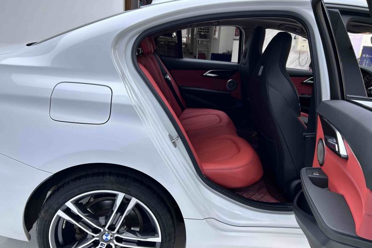 Used BMW 1 Series 2021 Restyled 125i M Sport Night Edition Interior 4