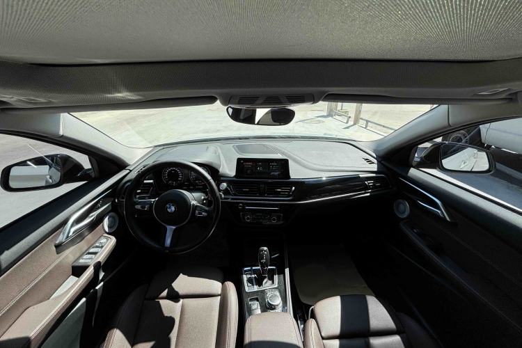 Used BMW 1 Series 2021 120i M Sport Night Edition Interior 4