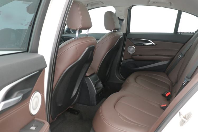 Used BMW 1 Series 2021 Revised 120i M Sport Night Edition Interior 5
