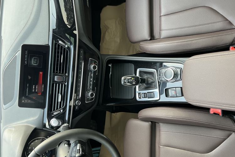 Used BMW 1 Series 2021 125i M Sport Night Edition Interior 5