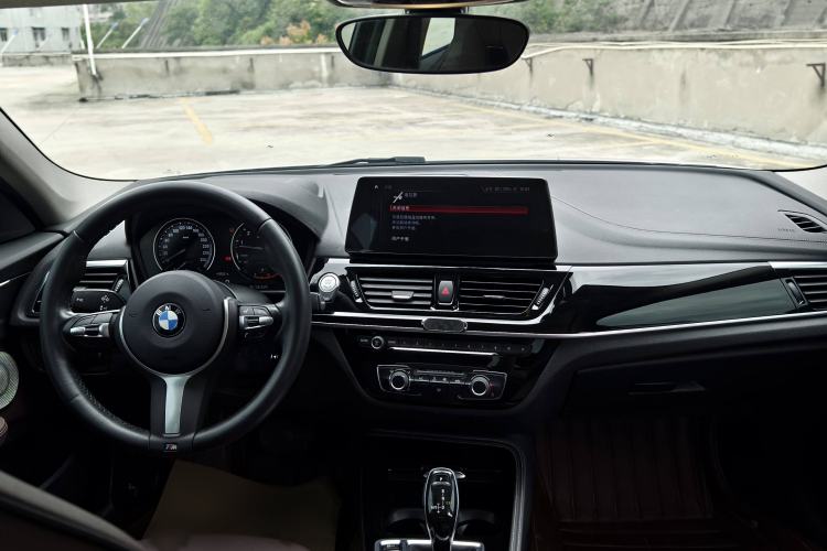 Used BMW 1 Series 2021 Restyled 125i M Sport Night Edition Interior 6