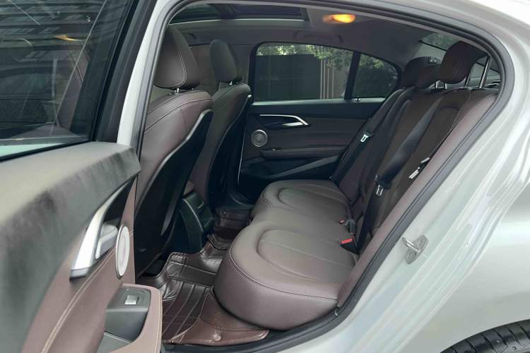 Used BMW 1 Series 2021 Revised 120i M Sport Night Edition Interior 6