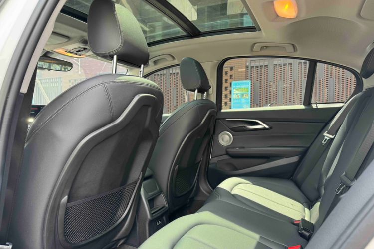 Used BMW 1 Series 2021 120i M Sport Night Edition Interior 6