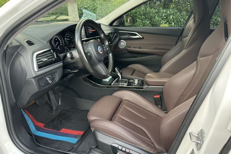 Used BMW 1 Series 2021 125i M Sport Night Edition Interior 6