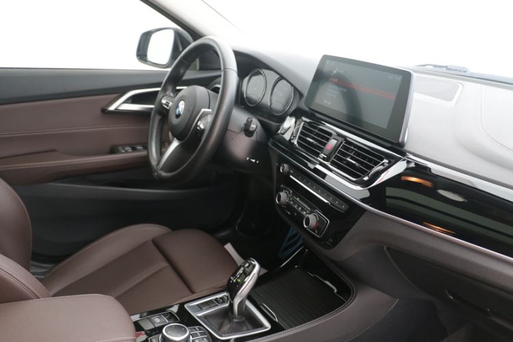 Used BMW 1 Series 2021 Revised 120i M Sport Night Edition Interior 6