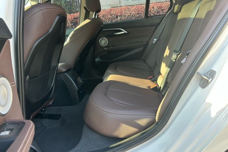 Used BMW 1 Series 2021 120i M Sport Night Edition Interior 6