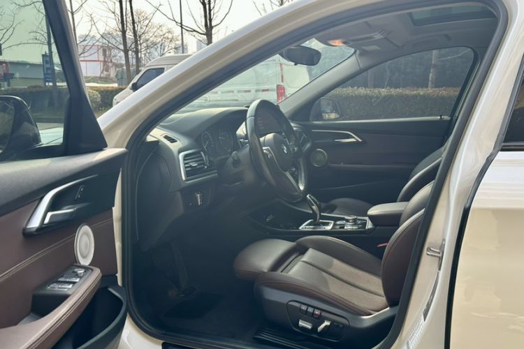 Used BMW 1 Series 2021 Revised 120i M Sport Night Edition Interior 7