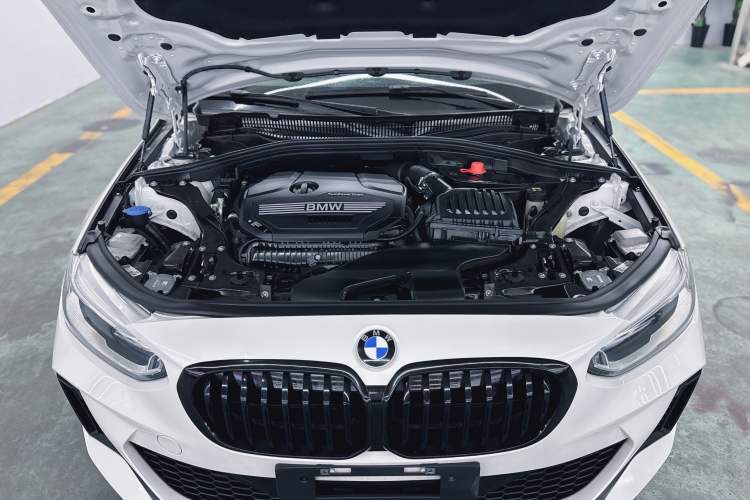 Used BMW 1 Series 2021 125i M Sport Night Edition Interior 7