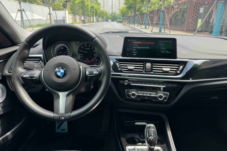 Used BMW 1 Series 2021 120i M Sport Night Edition Interior 8