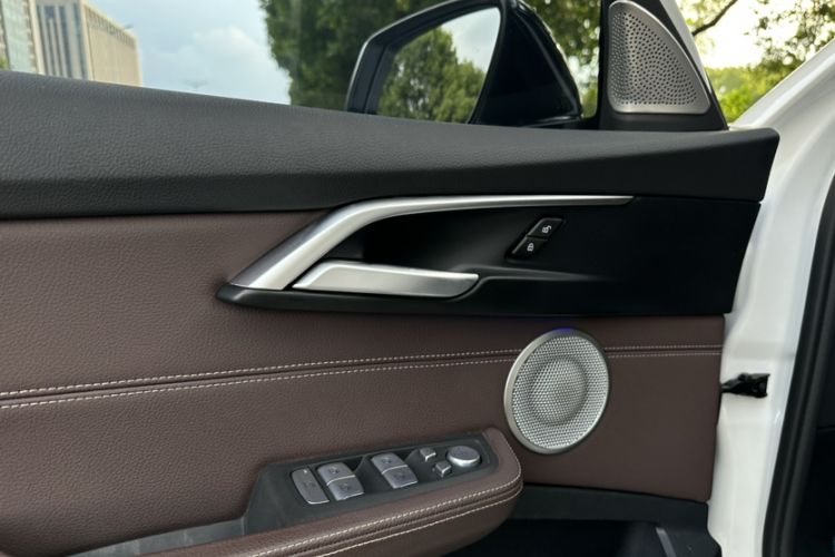Used BMW 1 Series 2021 125i M Sport Night Edition Interior 8