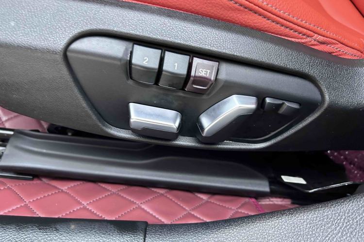 Used BMW 1 Series 2021 Restyled 125i M Sport Night Edition Interior 8