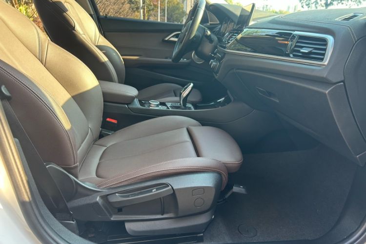 Used BMW 1 Series 2021 120i M Sport Night Edition Interior 9