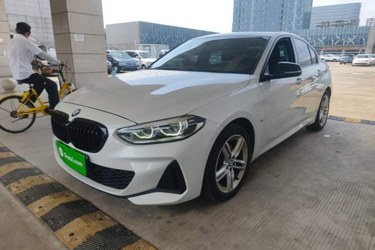 Used BMW 1 Series 2021 Revised 120i M Sport Night Edition Guazi used car, China used car export, Used car for sale, Used cars, Cheapest cars for sale