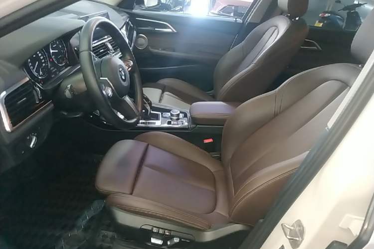 Used BMW 1 Series 2021 120i M Sport Night Edition Left Front Seat