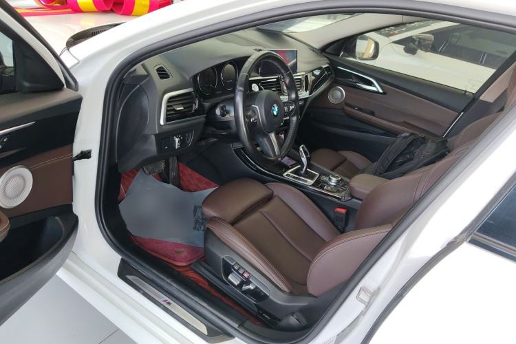 Used BMW 1 Series 2021 120i M Sport Night Edition Left Front Seat