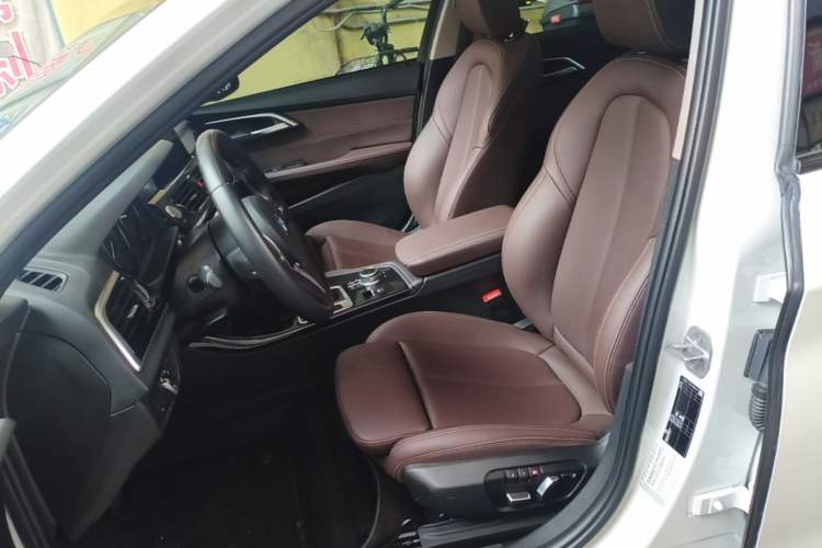 Used BMW 1 Series 2021 120i M Sport Night Edition Left Front Seat