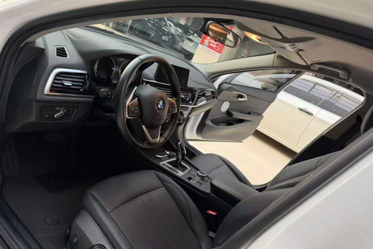 Used BMW 1 Series 2021 120i M Sport Edition Left Front Seat