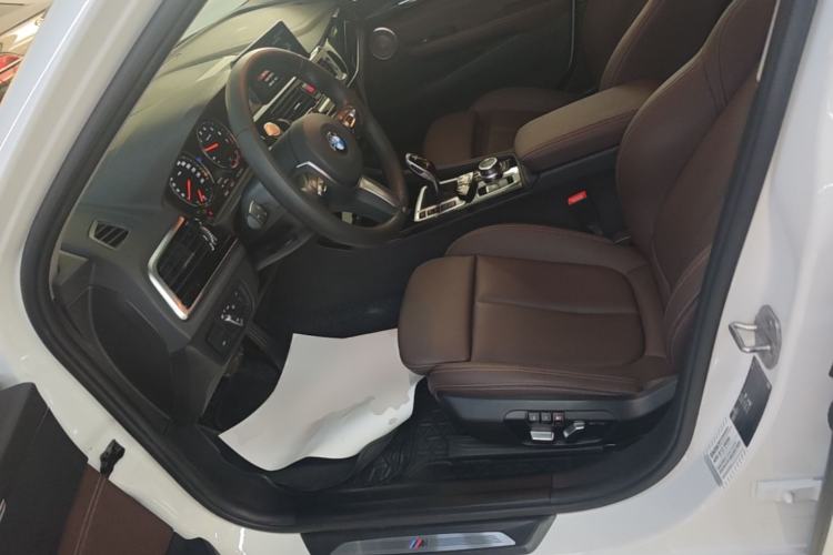 Used BMW 1 Series 2021 120i M Sport Night Edition Left Front Seat