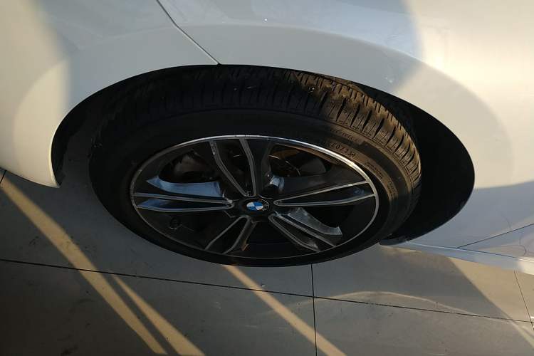 Used BMW 1 Series 2021 120i M Sport Edition Left Front Wheel Hub