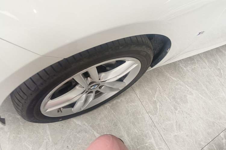 Used BMW 1 Series 2021 Revised 120i M Sport Night Edition Left Front Wheel Hub