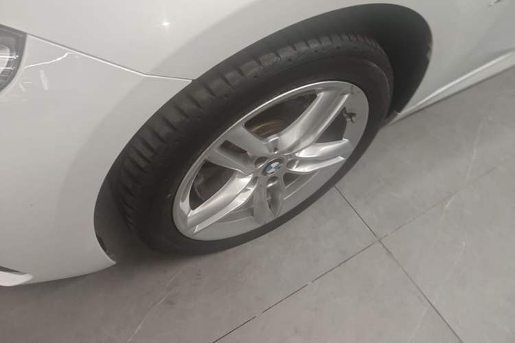 Used BMW 1 Series 2021 Revised 120i M Sport Night Edition Left Front Wheel Hub