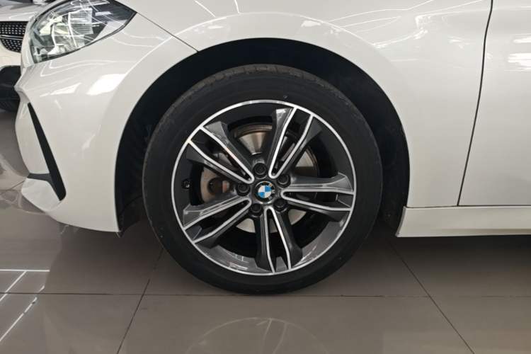 Used BMW 1 Series 2021 Revised 120i M Sport Edition Left Front Wheel Hub