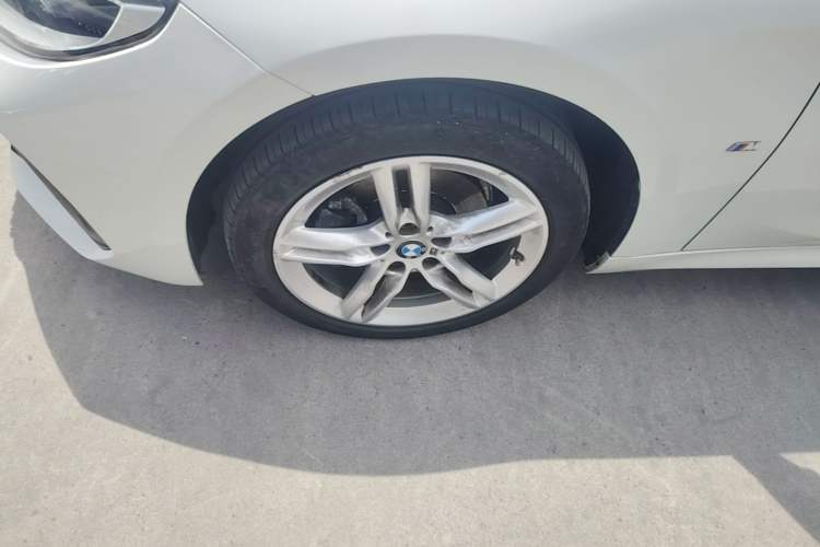 Used BMW 1 Series 2021 Revised 120i M Sport Night Edition Left Front Wheel Hub