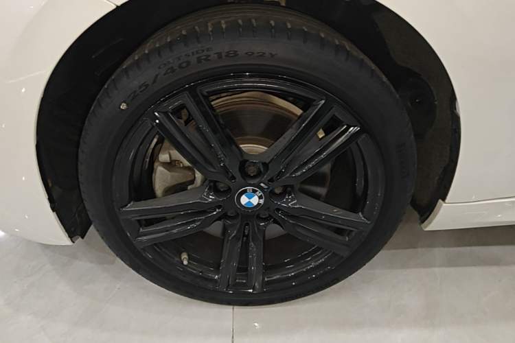 Used BMW 1 Series 2021 Restyled 125i M Sport Night Edition Left Front Wheel Hub