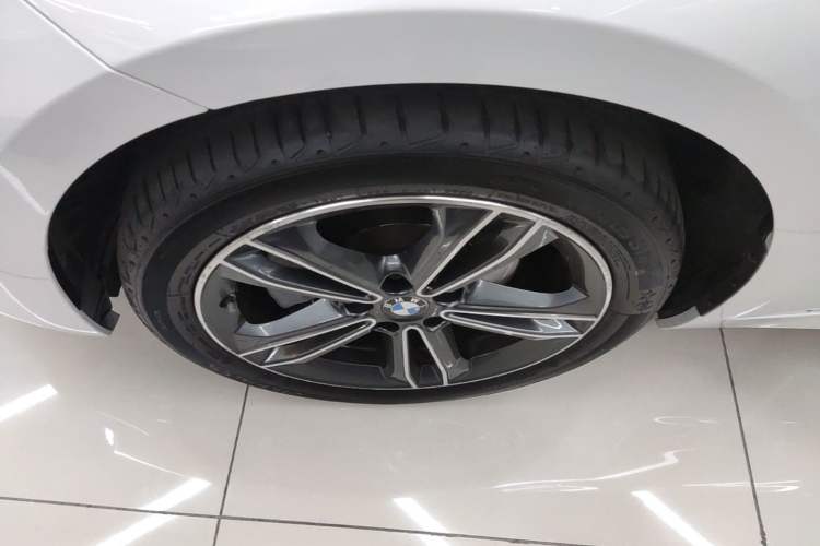 Used BMW 1 Series 2021 120i M Sport Edition Left Front Wheel Hub