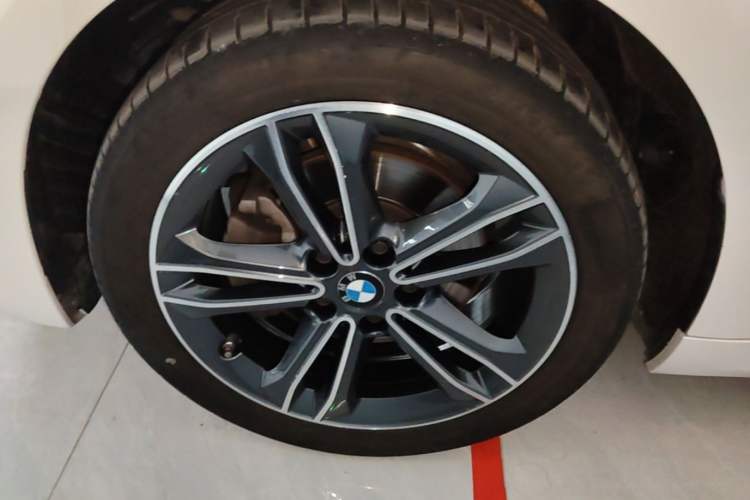 Used BMW 1 Series 2021 Revised 120i M Sport Edition Left Front Wheel Hub