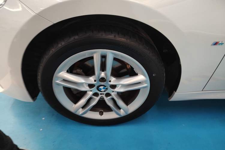 Used BMW 1 Series 2021 Revised 120i M Sport Night Edition Left Front Wheel Hub