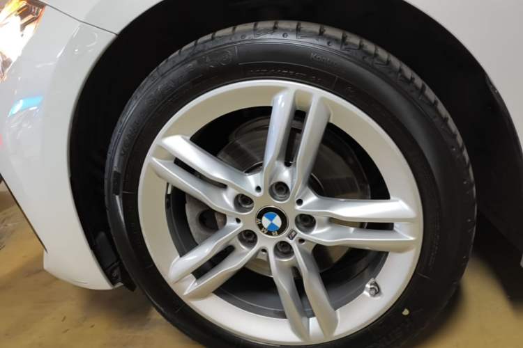 Used BMW 1 Series 2021 Revised 120i M Sport Night Edition Left Front Wheel Hub