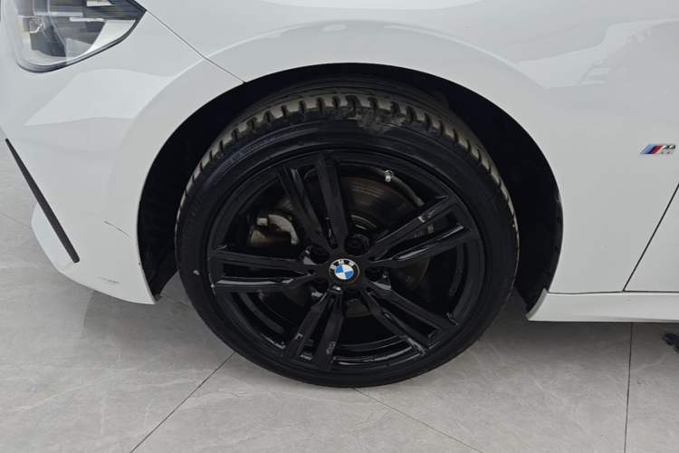 Used BMW 1 Series 2021 Restyled 125i M Sport Night Edition Left Front Wheel Hub