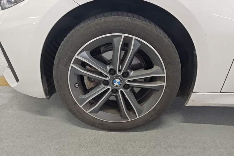 Used BMW 1 Series 2021 Revised 120i M Sport Edition Left Front Wheel Hub