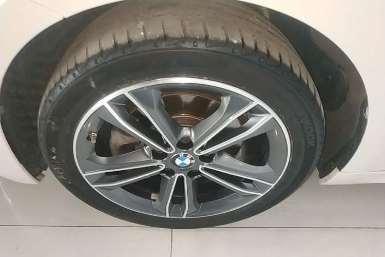 Used BMW 1 Series 2021 Revised 120i M Sport Edition Left Front Wheel Hub