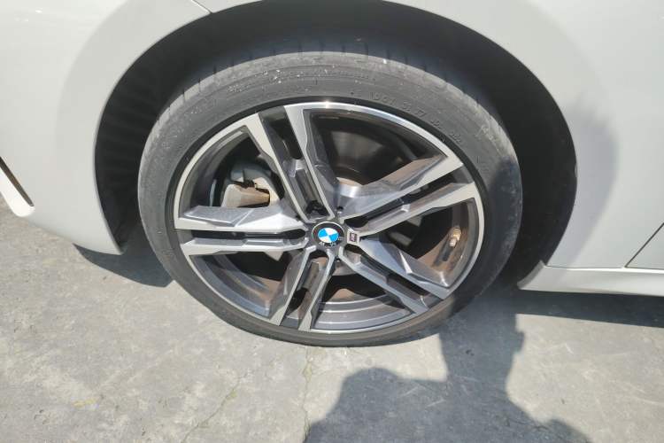 Used BMW 1 Series 2021 Restyled 125i M Sport Night Edition Left Front Wheel Hub