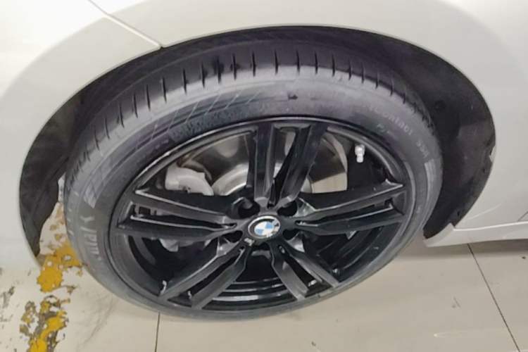 Used BMW 1 Series 2021 Restyled 125i M Sport Night Edition Left Front Wheel Hub