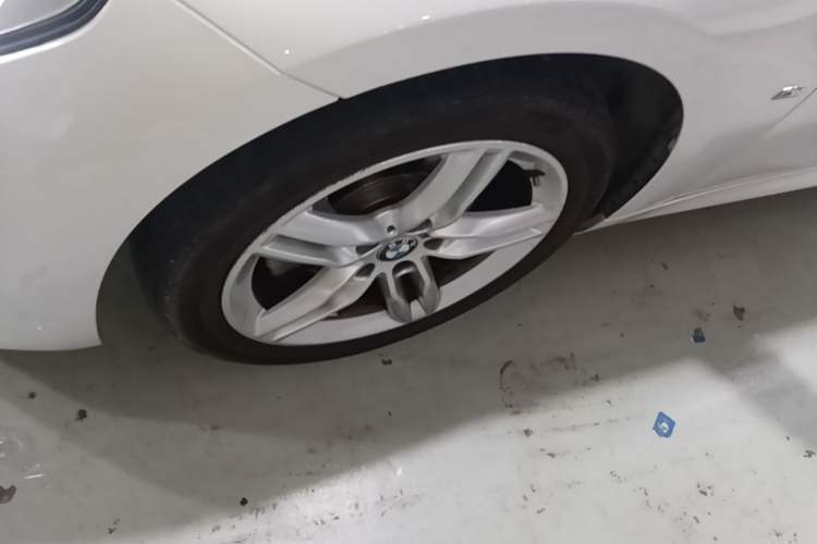 Used BMW 1 Series 2021 Revised 120i M Sport Night Edition Left Front Wheel Hub