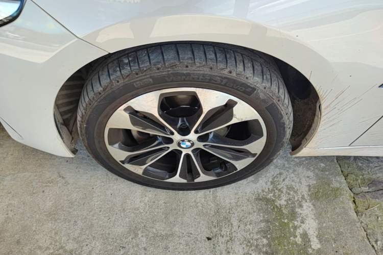 Used BMW 1 Series 2021 120i M Sport Night Edition Left Front Wheel Hub