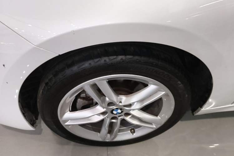 Used BMW 1 Series 2021 Revised 120i M Sport Night Edition Left Front Wheel Hub