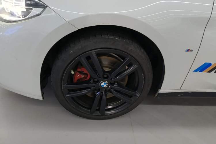 Used BMW 1 Series 2021 125i M Sport Night Edition Left Front Wheel Hub