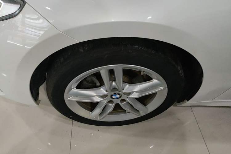 Used BMW 1 Series 2021 Revised 120i M Sport Night Edition Left Front Wheel Hub
