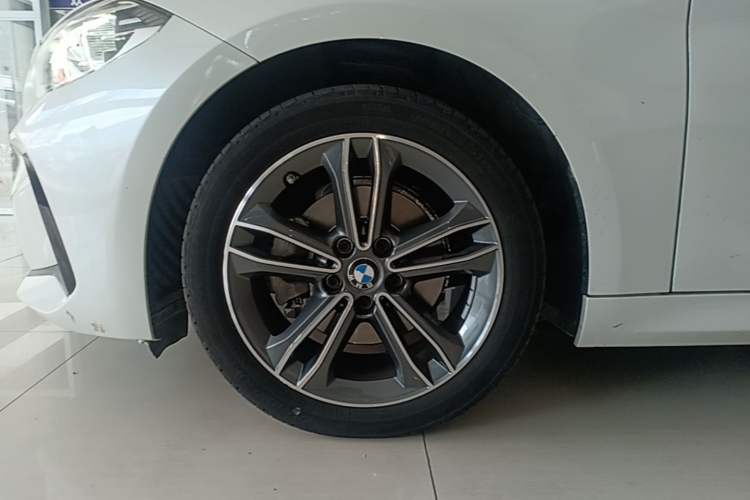 Used BMW 1 Series 2021 Revised 120i M Sport Edition Left Front Wheel Hub