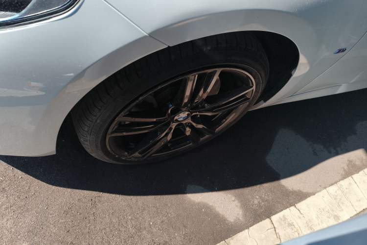 Used BMW 1 Series 2021 125i M Sport Night Edition Left Front Wheel Hub