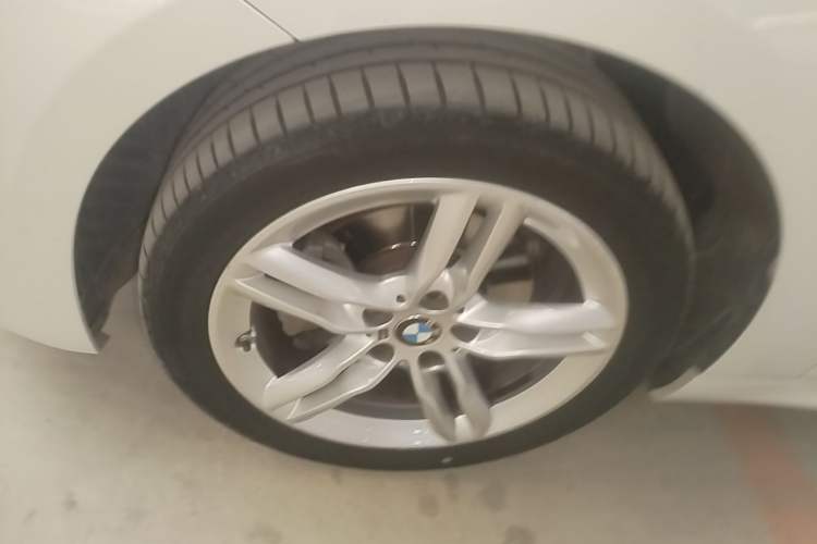 Used BMW 1 Series 2021 120i M Sport Night Edition Left Front Wheel Hub