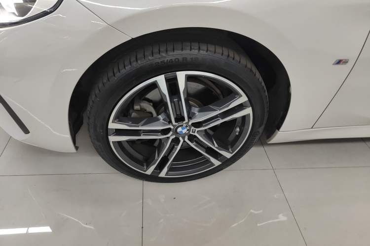 Used BMW 1 Series 2021 Restyled 125i M Sport Night Edition Left Front Wheel Hub