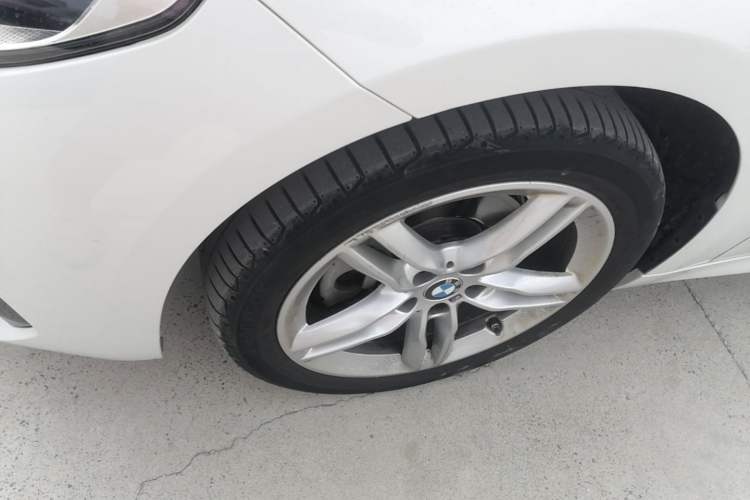 Used BMW 1 Series 2021 Revised 120i M Sport Night Edition Left Front Wheel Hub