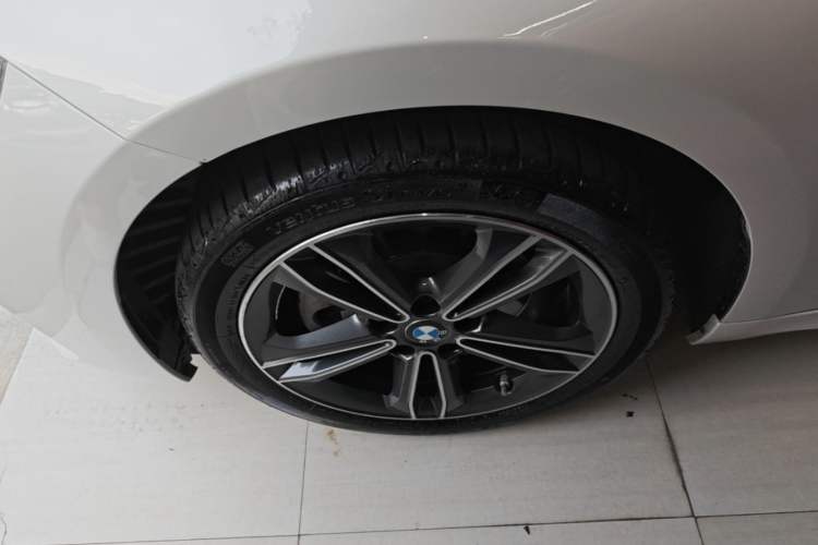 Used BMW 1 Series 2021 Revised 120i M Sport Edition Left Front Wheel Hub